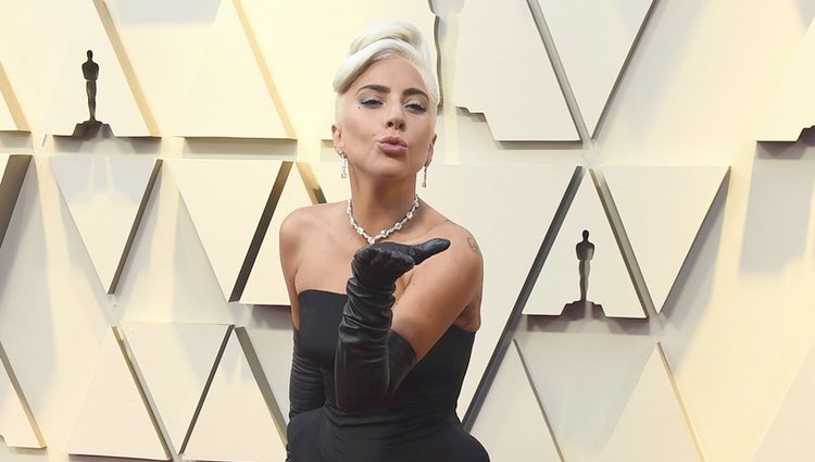 Lady Gaga en la alfombra roja de los Premios Oscar 2019