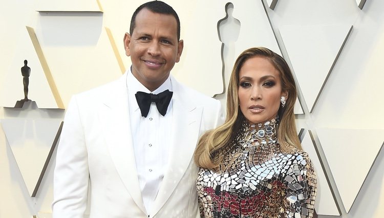 Jennifer Lopez y Alex Rodríguez en la alfombra roja de los Premios Oscar 2019