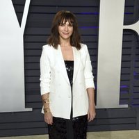 Rashida Jones en la fiesta Vanity Fair tras los Premios Oscar 2019