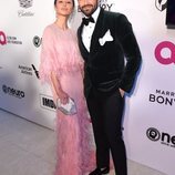 Cara Santana y Jesse Metcalfe en la fiesta de Elton John tras los Premios Oscar 2019