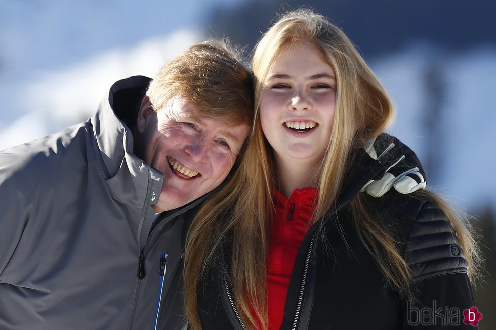 Guillermo Alejandro y Amalia de Holanda, muy cómplices en Lech