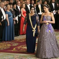 La Reina Letizia y Maribel Díaz Cabello en la cena de gala al Presidente de Perú