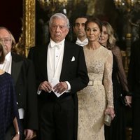 Mario Vargas Llosa e Isabel Preysler en la cena de gala al Presidente de Perú