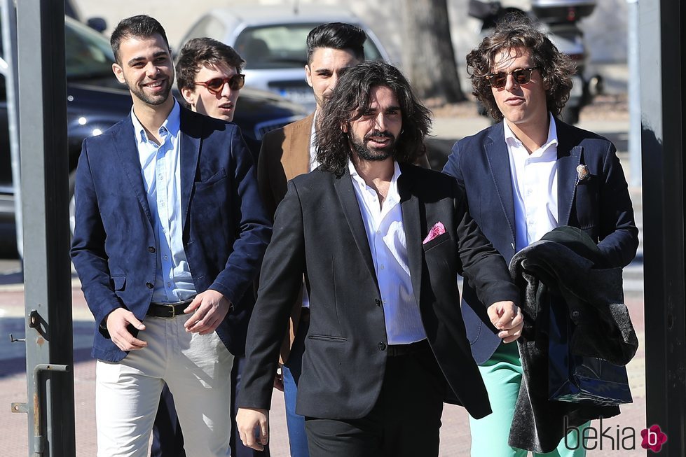 Guillermo Furiase en el bautizo de su sobrino, hijo de Elena Furiase y Gonzalo Sierra