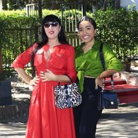 Rossy de Palma y su hija en el bautizo del hijo de Elena Furiase y Gonzalo Sierra