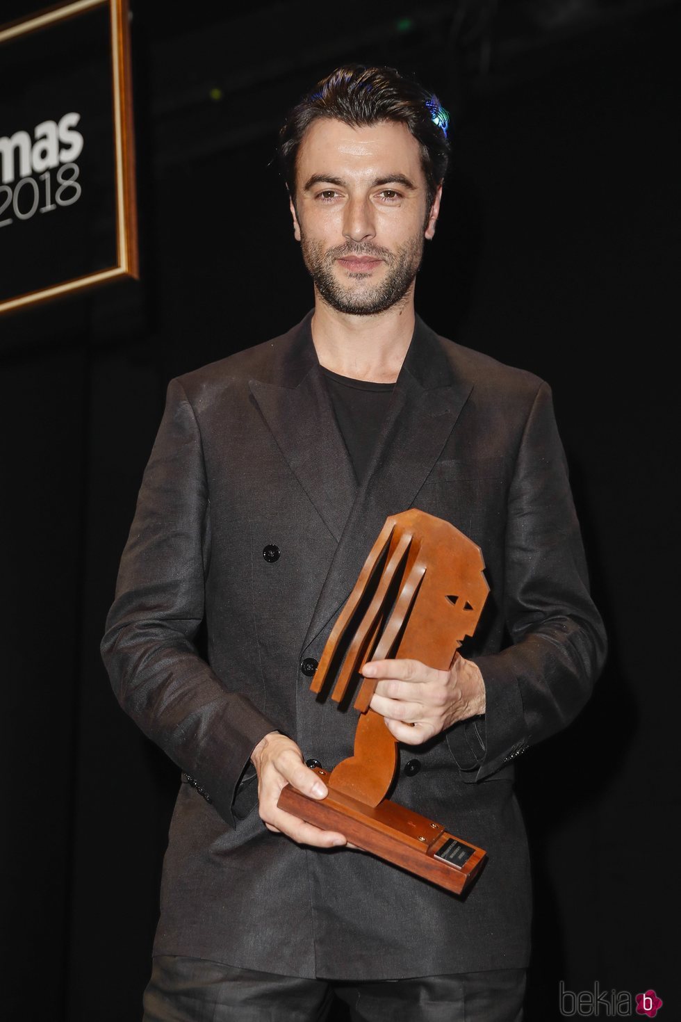 Javier Rey con su premio Fotograma de Plata 2018