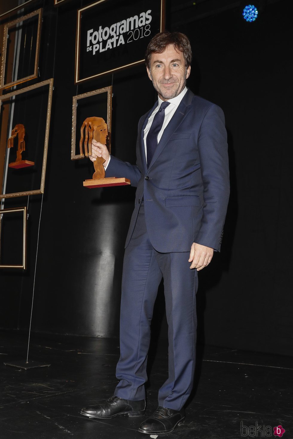 Antonio de la Torre con su premios Fotograma de Plata 2018