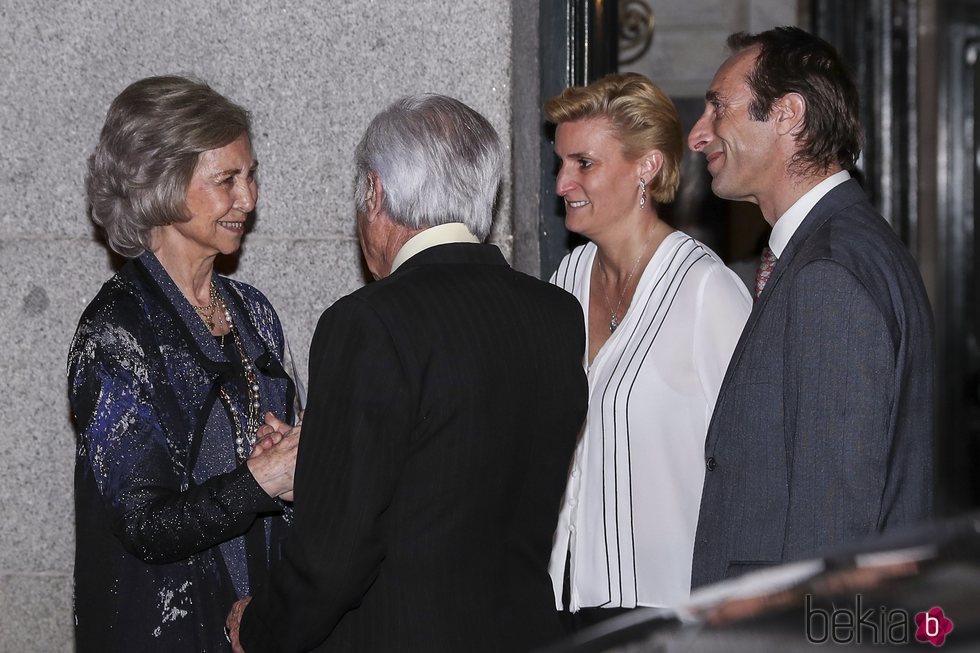 La Reina Sofía, Carlos Zurita y sus hijos Alfonso y María Zurita en el 80 cumpleaños de la Infanta Margarita