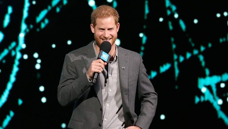 El Príncipe Harry ofreciendo el discurso inaugural del WE Day