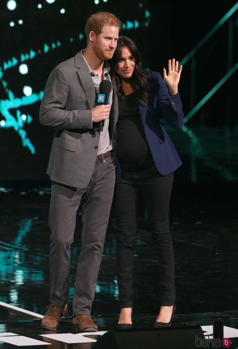 Los Duques de Sussex muy cariñosos en el WE Day