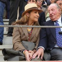 El Rey Juan Carlos y la Infanta Elena en la Feria del Milagro de Illescas