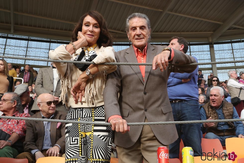 Jaime Ostos y María Ángeles Grajal en la Feria del Milagro de Illescas