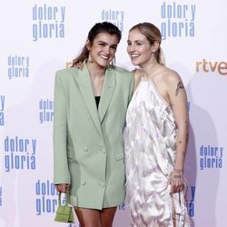 Amaia Romero y María Villar en la alfombra roja de 'Dolor y gloria'