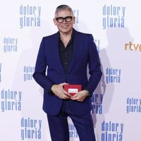 Boris Izaguirre en la alfombra roja de 'Dolor y gloria'