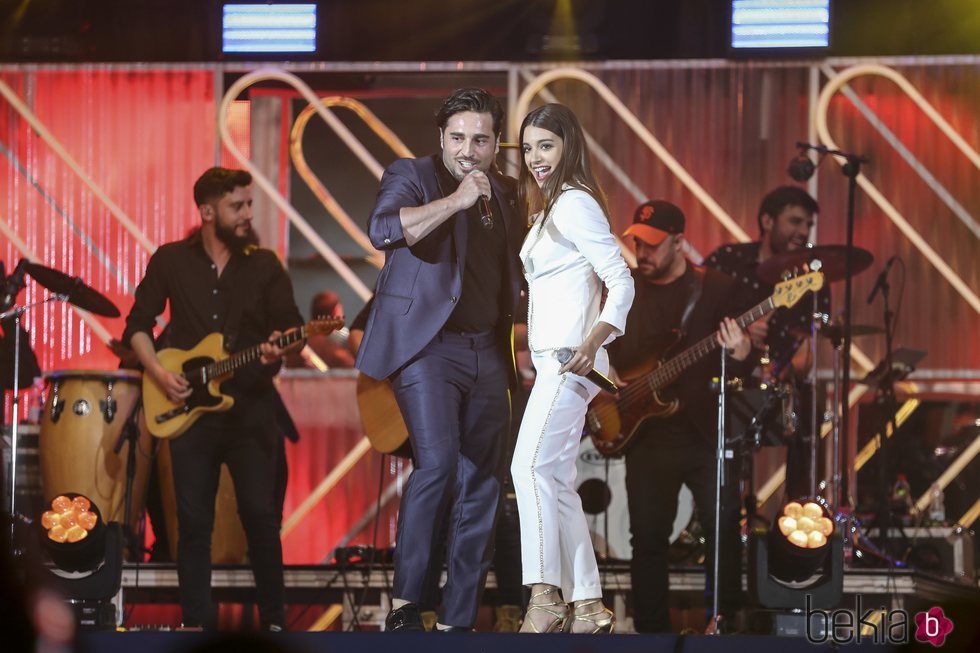 David Bustamante y Ana Guerra en los Premios Dial 2019 en Tenerife