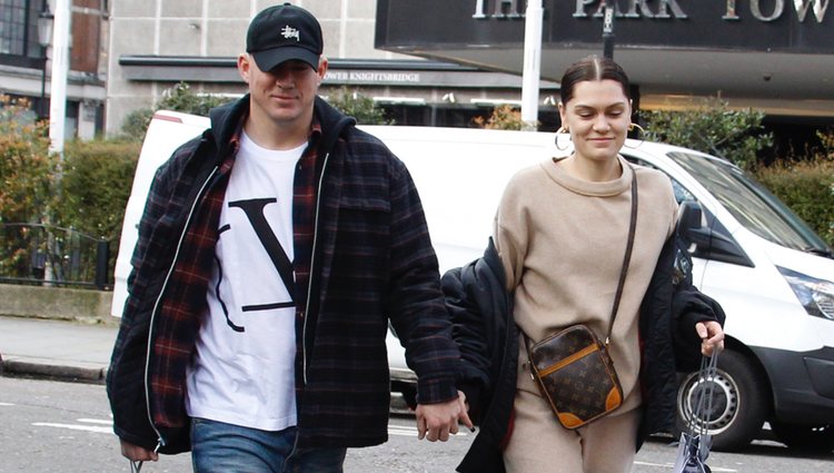 Channing Tatum y Jessie J. paseando de la mano por Londres