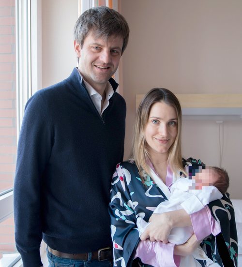 Ernst August de Hannover y Ekaterina Malysheva con su primera hija Isabel