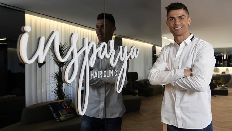 Cristiano Ronaldo en la inauguración de la clínica de transplante capilar 'Insparya'