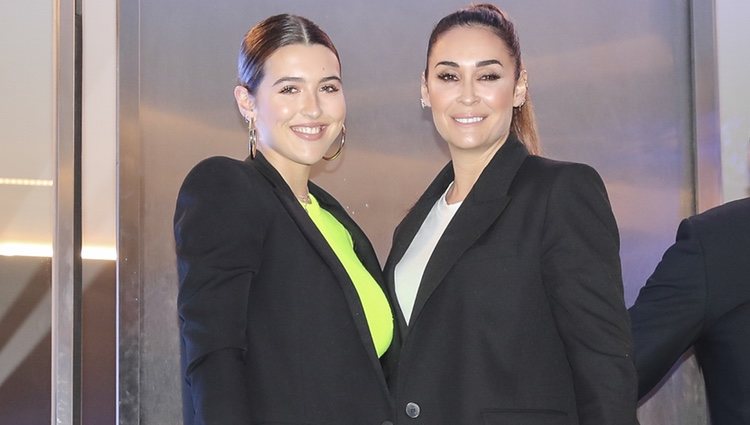 Vicky Martín Berrocal y Alba Díaz en la fiesta de inauguración de 'Insparya'