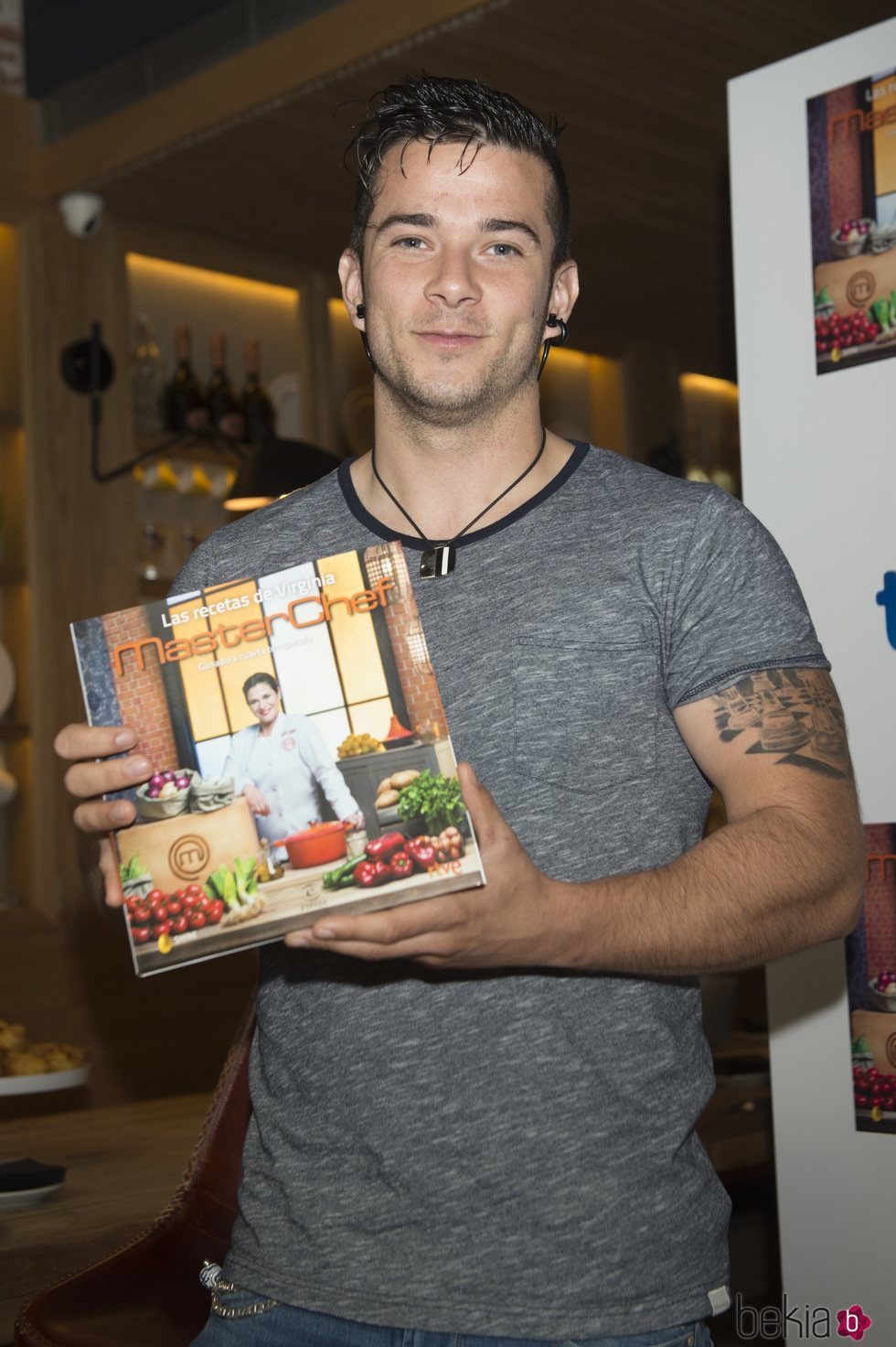 Carlos Maldonado en la presentación del libro 'Mastechef : Las recetas de Virginia'