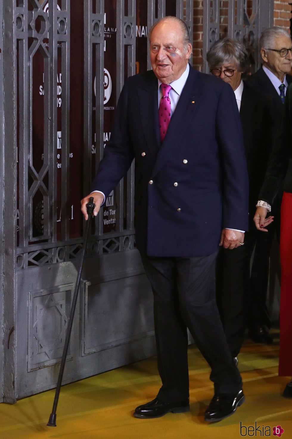 El Rey Juan Carlos con un hematoma en el ojo en la presentación de carteles de la Feria de San Isidro 2019