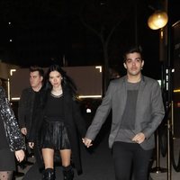 Alejandra Rubio y su novio, Álvaro Lobo, llegando al photocall de su 19 cumpleaños