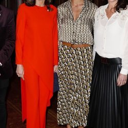 La Reina Letizia junto a Juliana Awada en la reunión con la asociación ALIBER durante el Viaje de Estado de los Reyes a Argentina