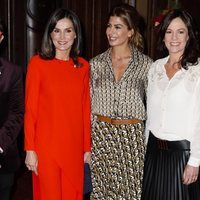 La Reina Letizia junto a Juliana Awada en la reunión con la asociación ALIBER durante el Viaje de Estado de los Reyes a Argentina