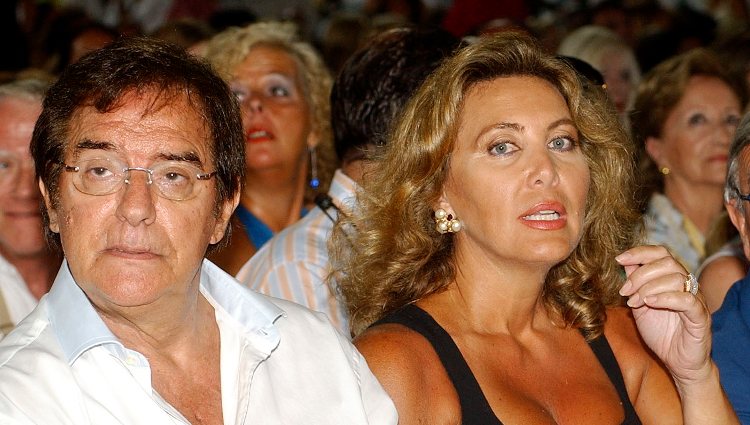 José Frade y Norma Duval en un acto público en Marbella