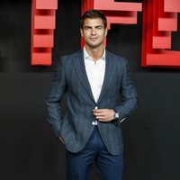 Maxi iglesias en la presentación de la sede de Netflix en Europa