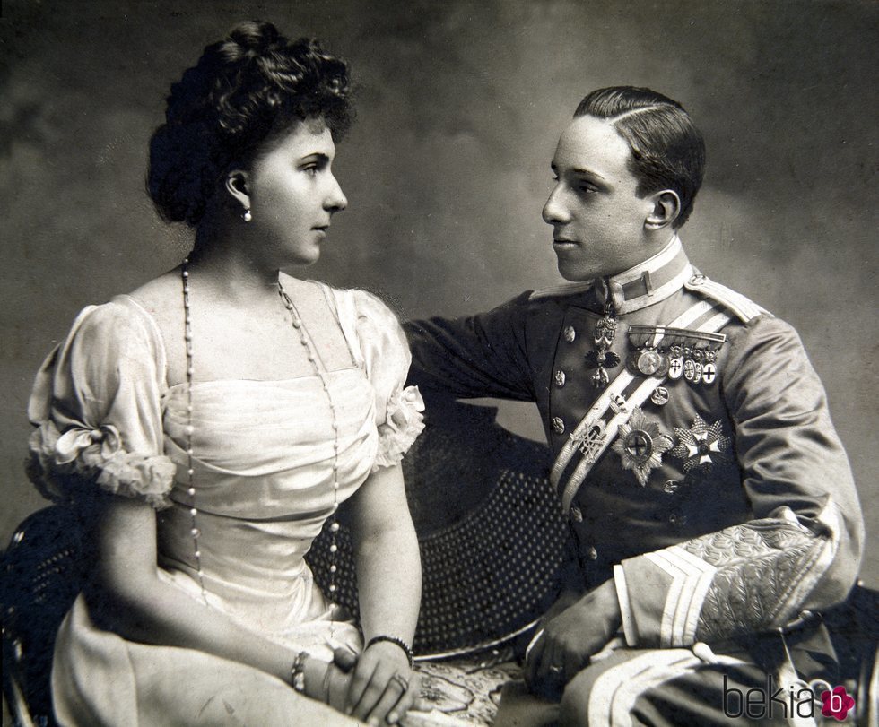 Alfonso XIII y Victoria Eugenia de Battenberg