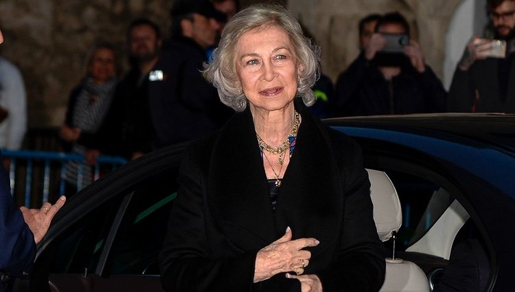 La Reina Sofía a su llegada al concierto a beneficio de Proyecto Hombre en Mallorca