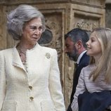 La Reina Sofía y la Infanta Sofía hablan antes de la Misa de Pascua 2019