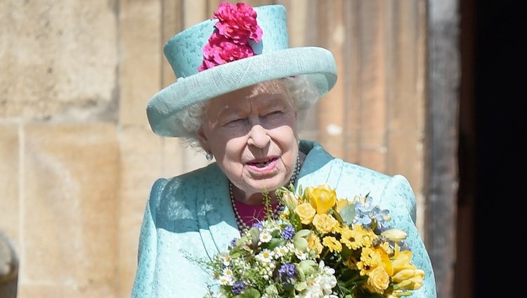 La Reina Isabel acudiendo a la Misa de Pascua 2019