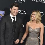 Colin Jost y Scarlett Johansson en la premiere de 'Vengadores: Endgame'