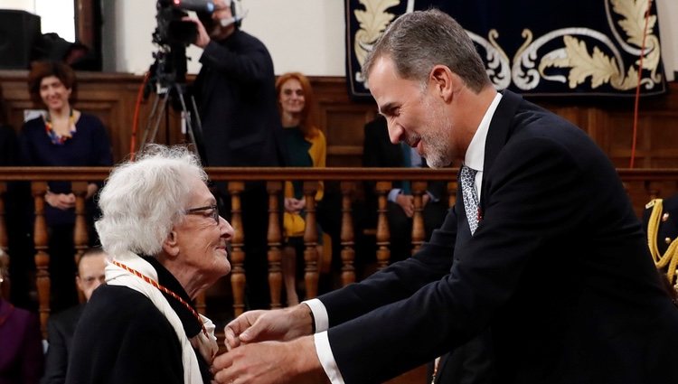 El Rey Felipe entrega el Premio Cervantes a Ida Vitale