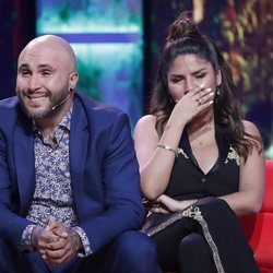 Kiko Rivera y Chabelita Pantoja emocionados viendo saltar a Isabel Pantoja en 'Supervivientes 2019'