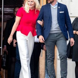 Mette-Marit y Haakon de Noruega en el Litteraturhuset