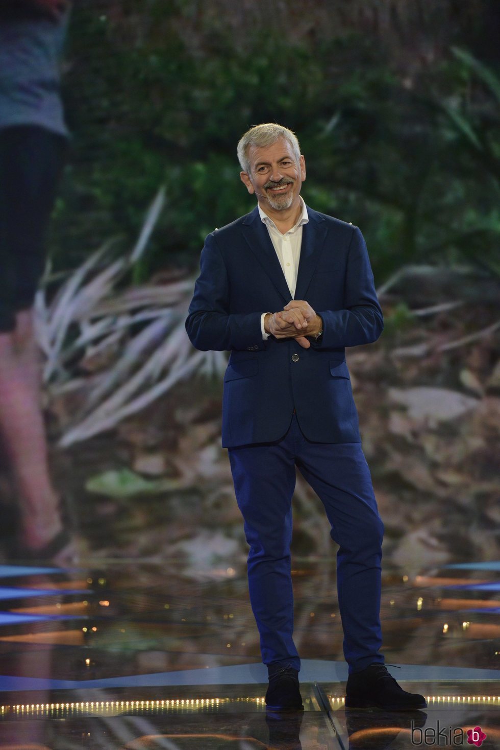 Carlos Sobera presentando la gala 1 de 'Supervivientes: Tierra de nadie'