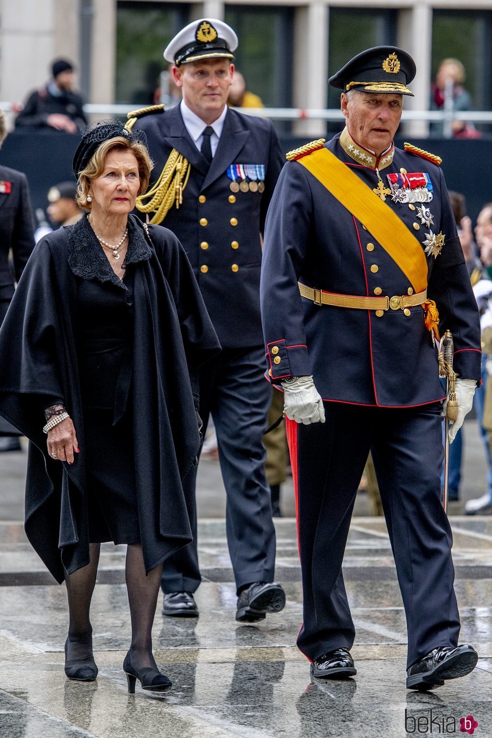 Los Reyes Harald y Sonia de Noruega en el funeral del Gran Duque Juan de Luxemburgo