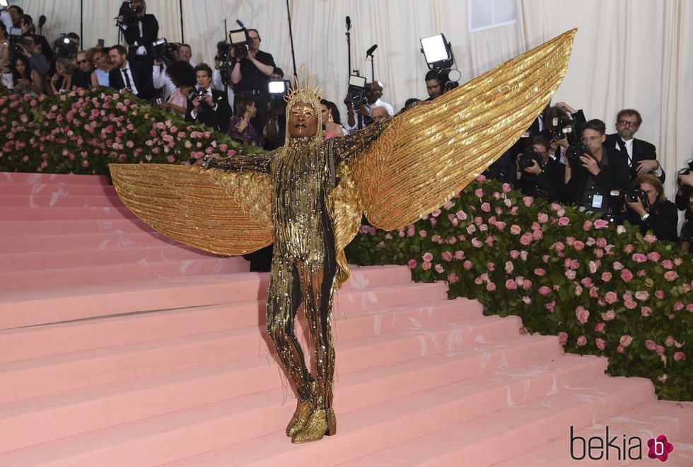 Billy Porter en la alfombra roja de la Gala MET 2019