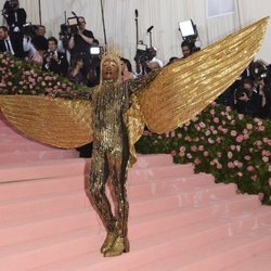 Billy Porter en la alfombra roja de la Gala MET 2019