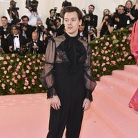 Harry Styles en la alfombra roja de la Gala MET 2019