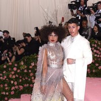 Priyanka Chopra y Nick Jonas en la alfombra roja de la Gala MET 2019