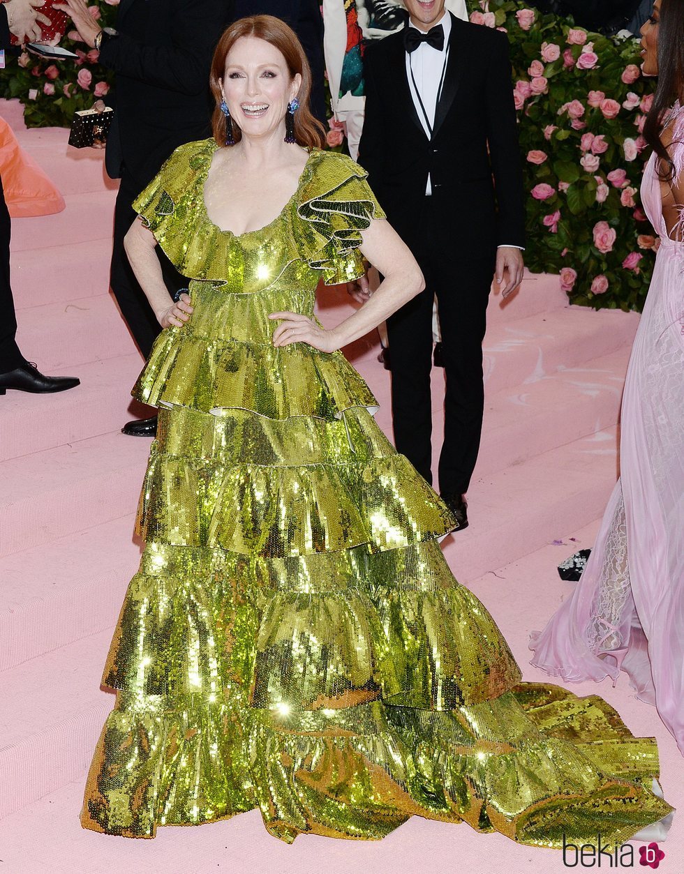 Julianne Moore en la alfombra roja de la Gala MET 2019