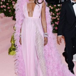 Naomi Campbell en la alfombra roja de la Gala MET 2019