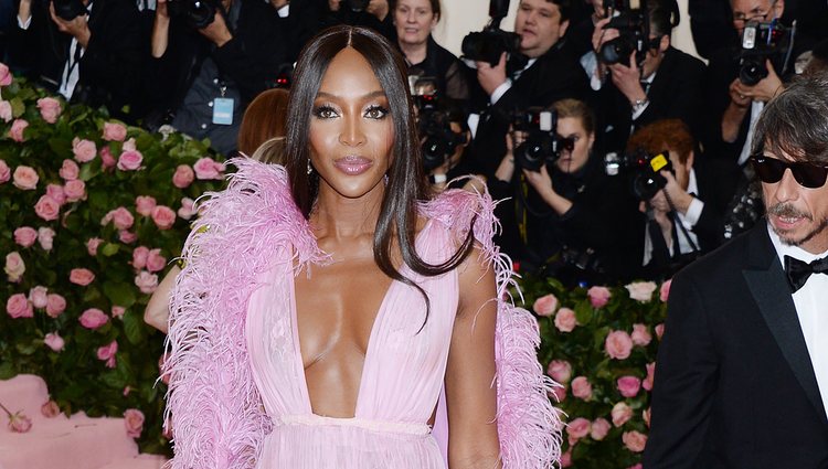 Naomi Campbell en la alfombra roja de la Gala MET 2019