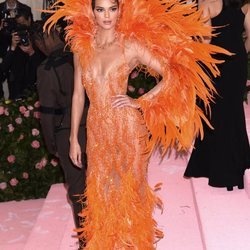 Kendall Jenner en la alfombra roja de la Gala MET 2019