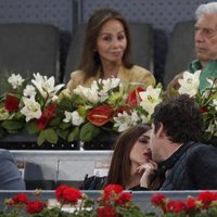 Isabel Presyler y Mario Vargas Llosa muy atentos en el Madrid Open 2019