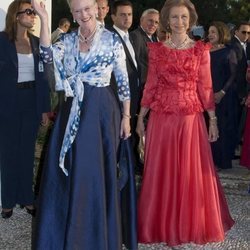 La Reina Margarita de Dinamarca y la Reina Sofía en la boda de Nicolás de Grecia y Tatiana Blatnik